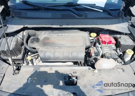 2020 Jeep Compass Latitude 4X4 from USA, damaged, VIN 3C4NJDBB3LT216649